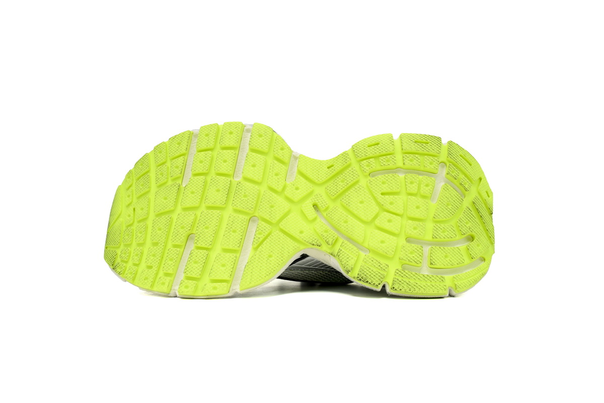 Balenciaga 3XL Sneaker in Black And White Yellow 734734W3XL69031