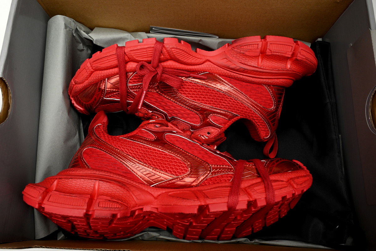 Balenciaga 3XL Sneaker in Red 734734W3XL16000