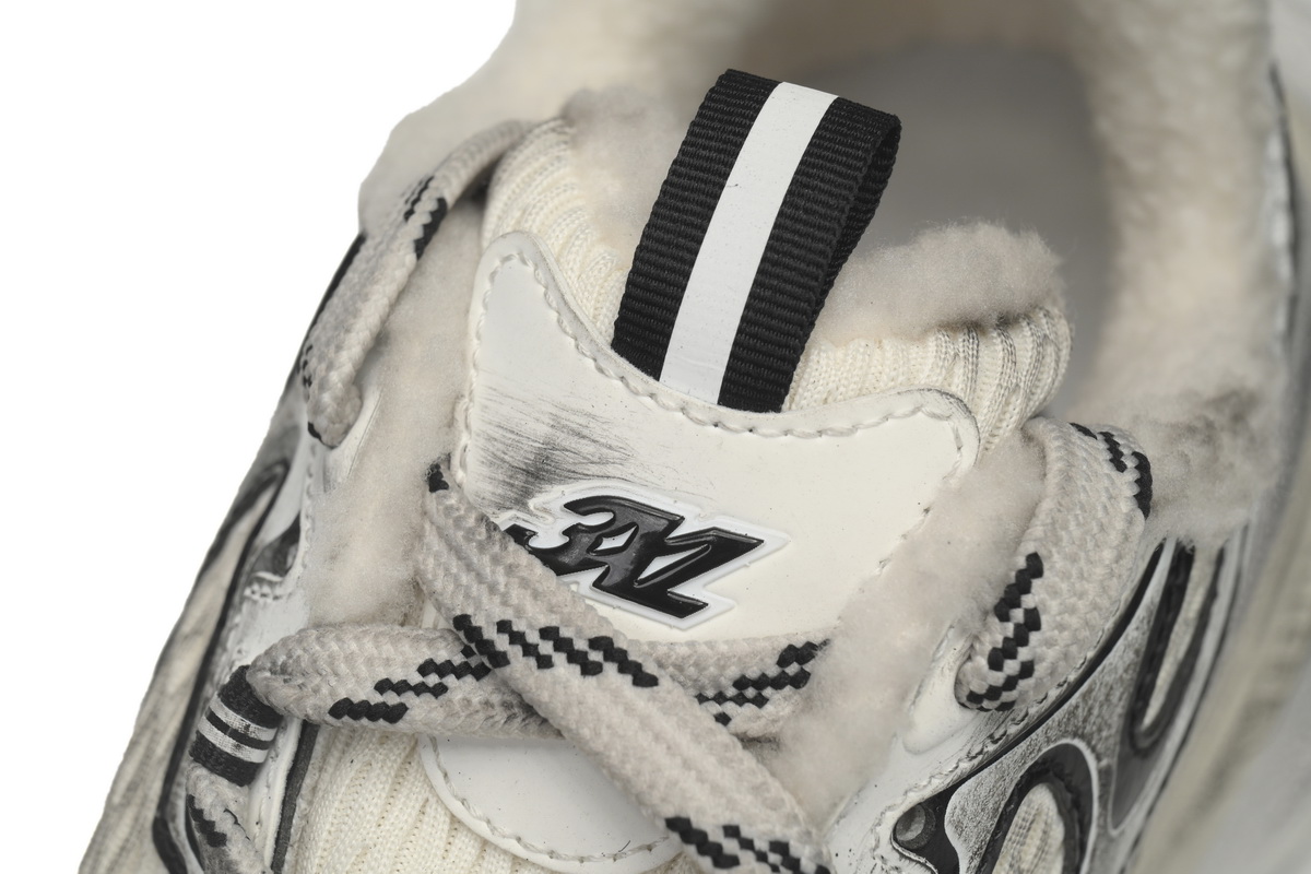 Balenciaga 3XL Sneaker Panda Ice Velvet  734734 W3XL2 9710 