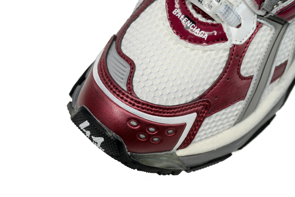 Balenciaga Runner Burgundy 677403W3RB39069
