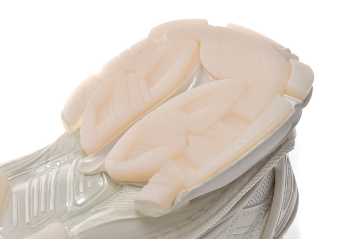 Balenciaga Runner White Glow In The Dark   677403W3RBH9001