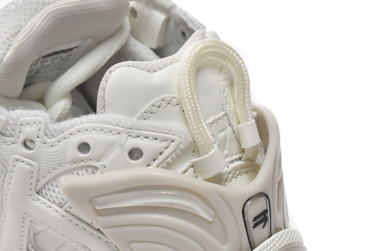 Balenciaga Runner White Glow In The Dark   677403W3RBH9001