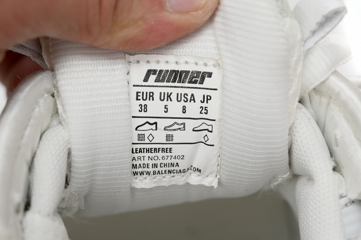Balenciaga Runner White  656065W3RA19000