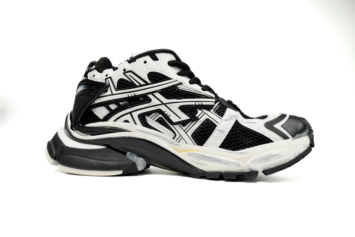 Balenciaga Runner White Black White  677403W3RB29010