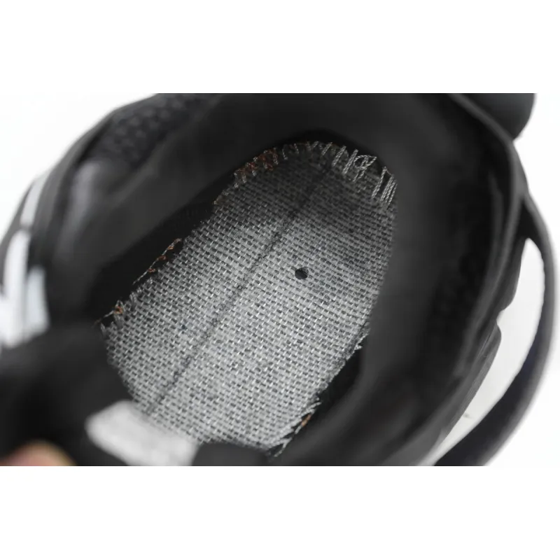 Balenciaga Tess Black And White 542023 W1GB1 2045