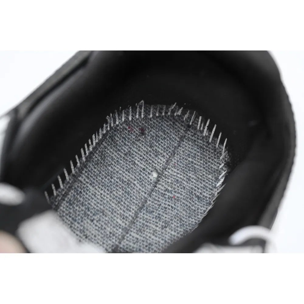 Balenciaga Track.2 Black White  568614 W2GN3 1090 
