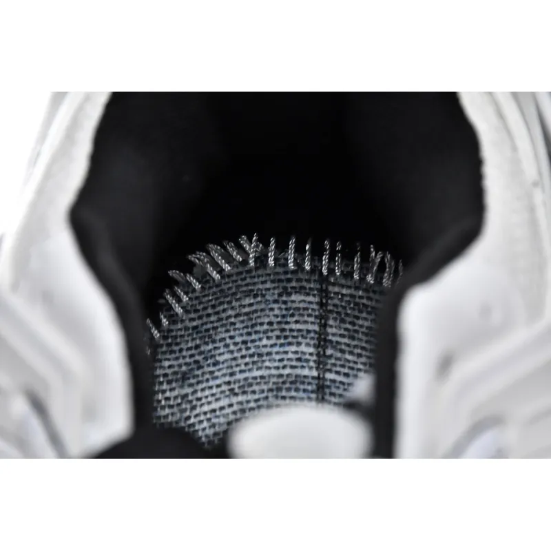 Balenciaga Track White Black 542023 W3AC1 9010 