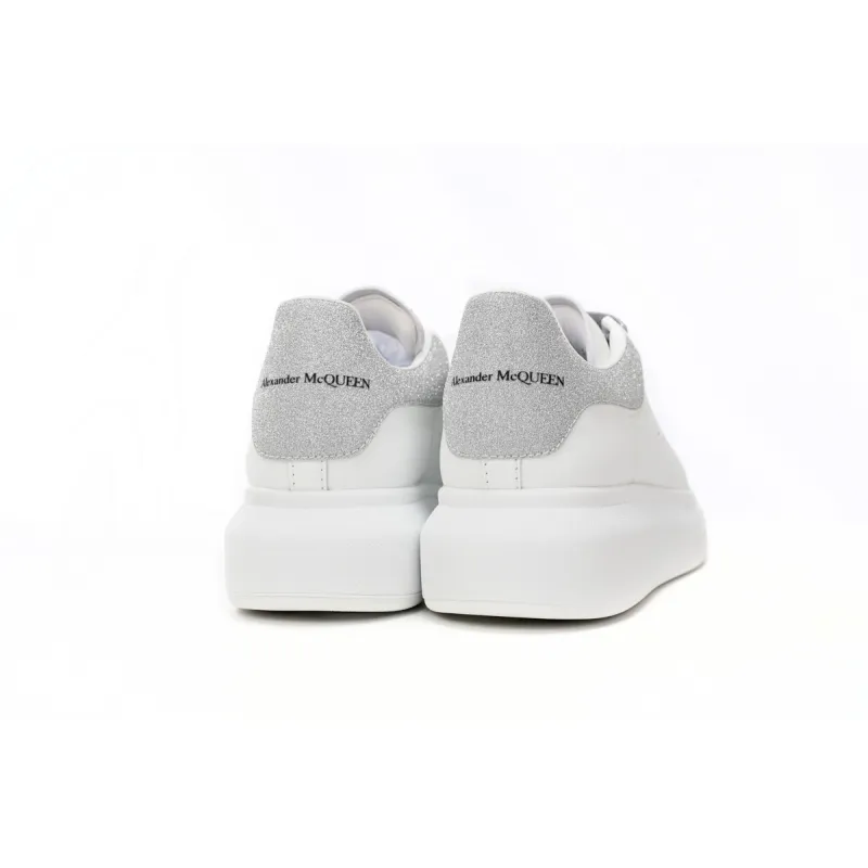  Alexander McQueen Sneaker Loose Drilling