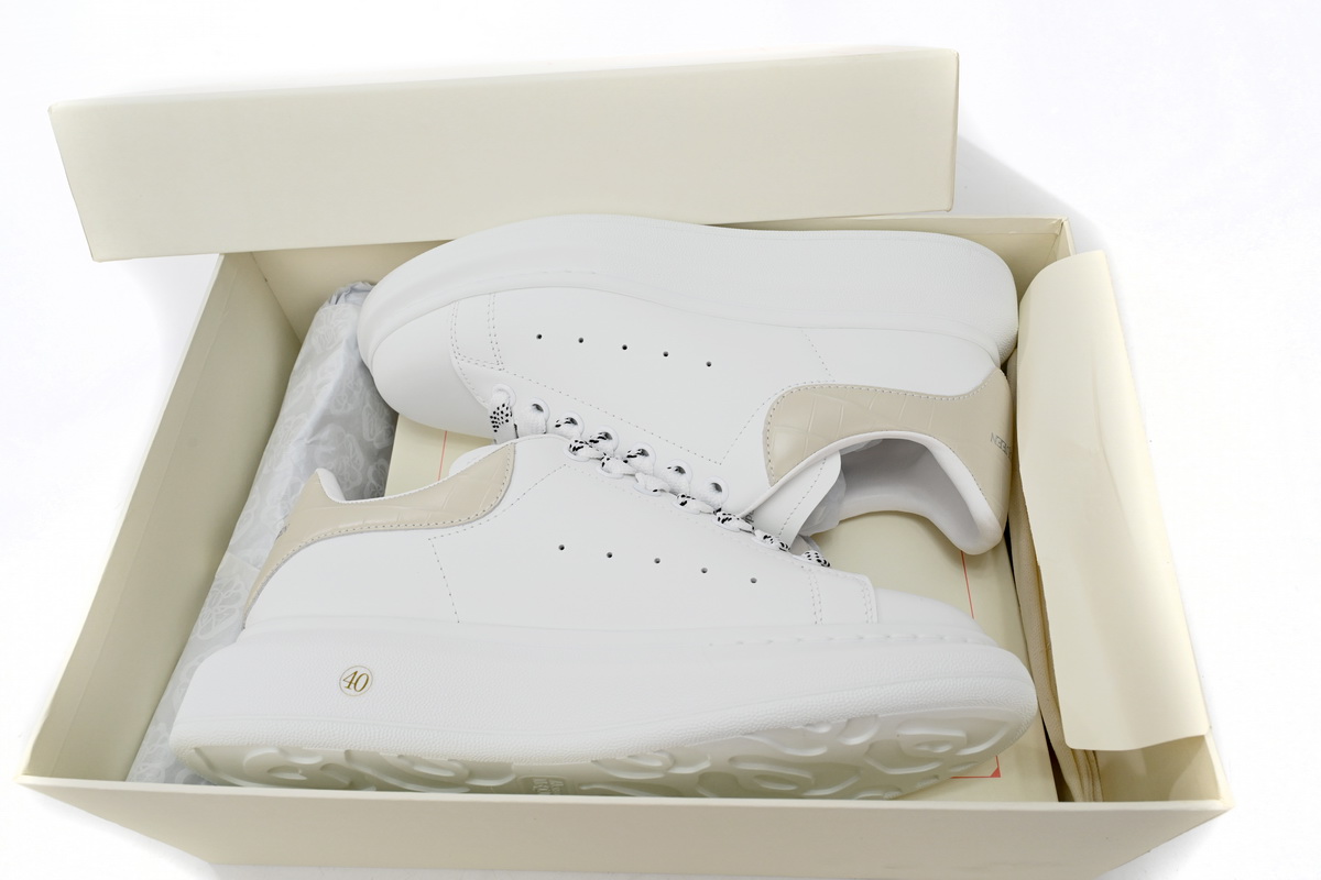 Alexander McQueen Sneaker Stone Pattern