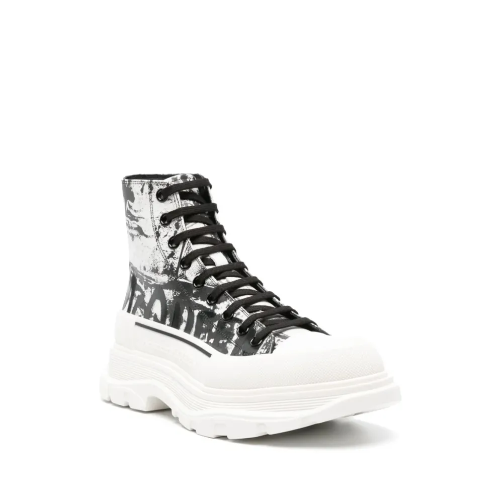 Alexander Mcqueen Graffiti Tread Slick Boot White Black 705667W4TG49356
