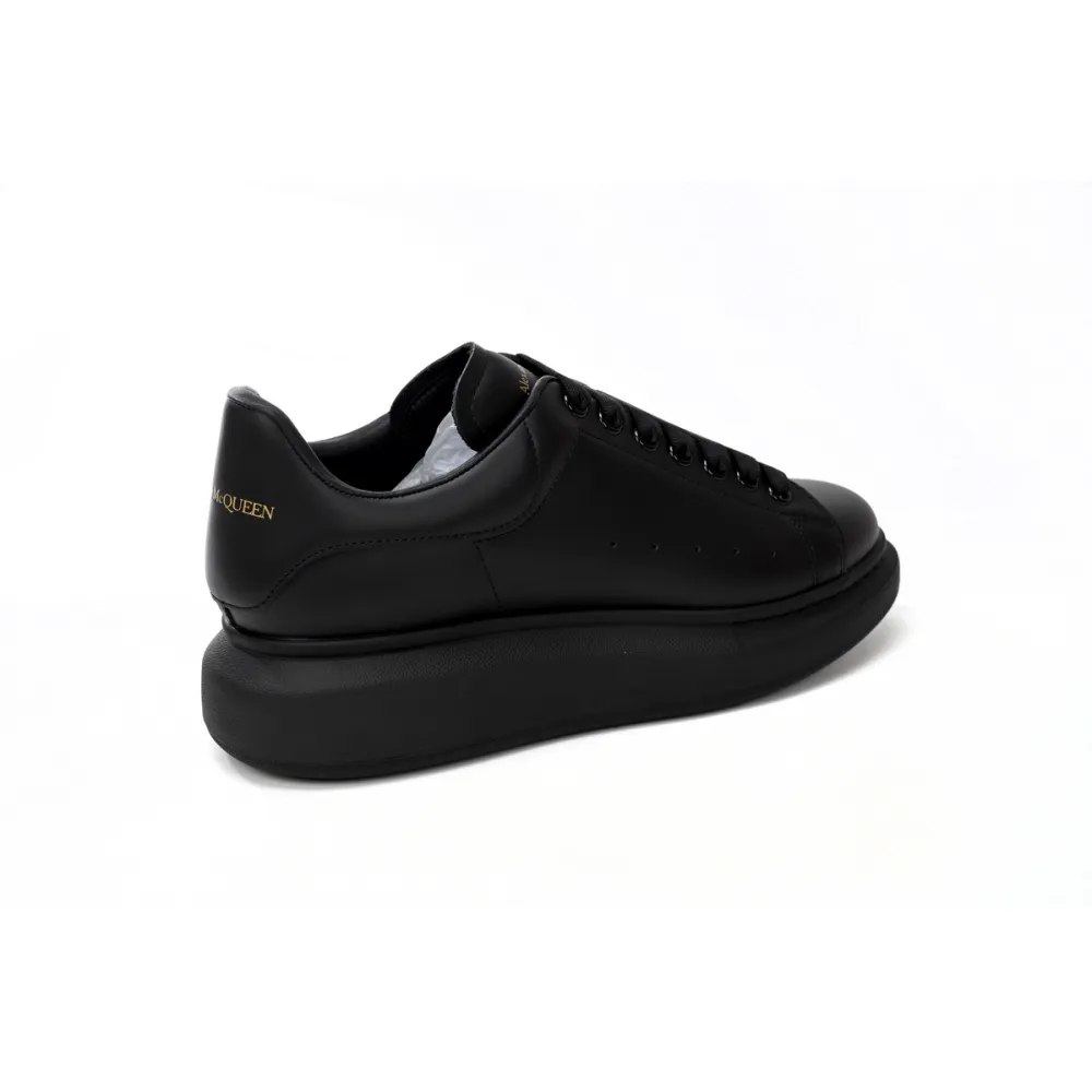 Alexander McQueen Oversized Black 553761WHGP01000