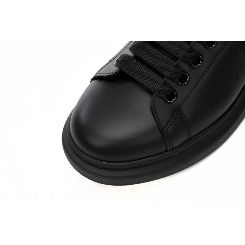 Alexander McQueen Oversized Black 553761WHGP01000