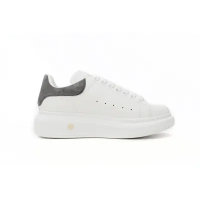 Alexander McQueen Sneaker Cloud White 02