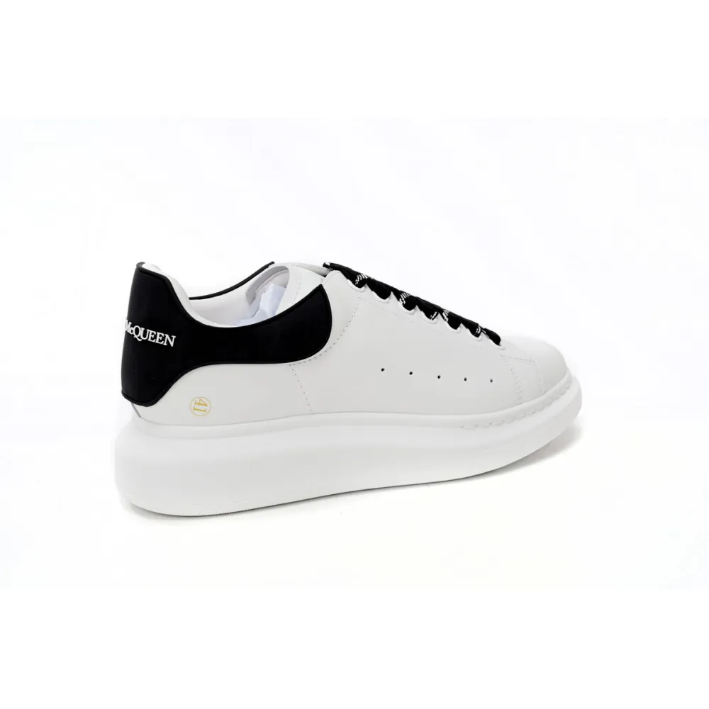 Alexander McQueen Sneaker Vinyl 