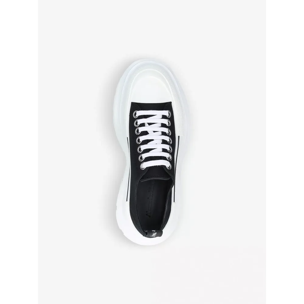 Alexander McQueen Tread Slick Low Lace Up Black White 604257 W4L32 1070