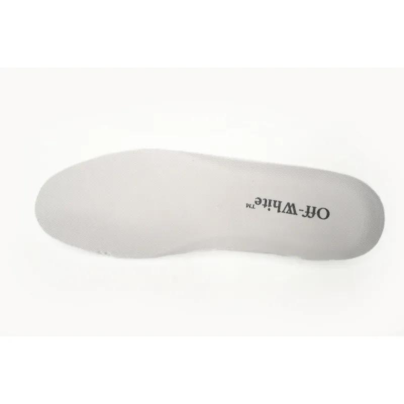 OMIA189F 23LEA005 0546 FF-WHITE Out Of White White and Blue Tail  OMIA189F 23LEA005 0546