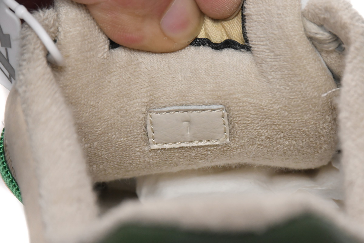  Gucci Screener GG Off-White Green  546551 9Y920