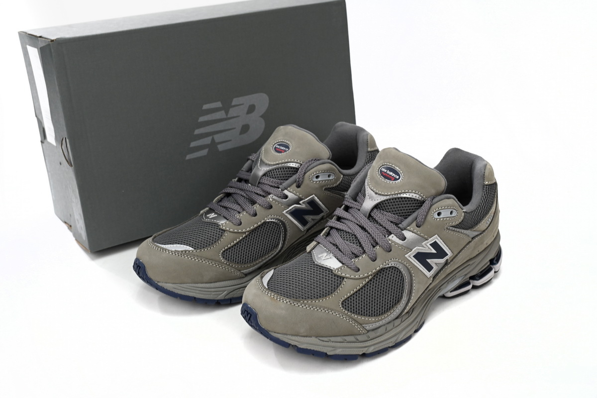 New Balance 2002R Golden Ash  M2002RA