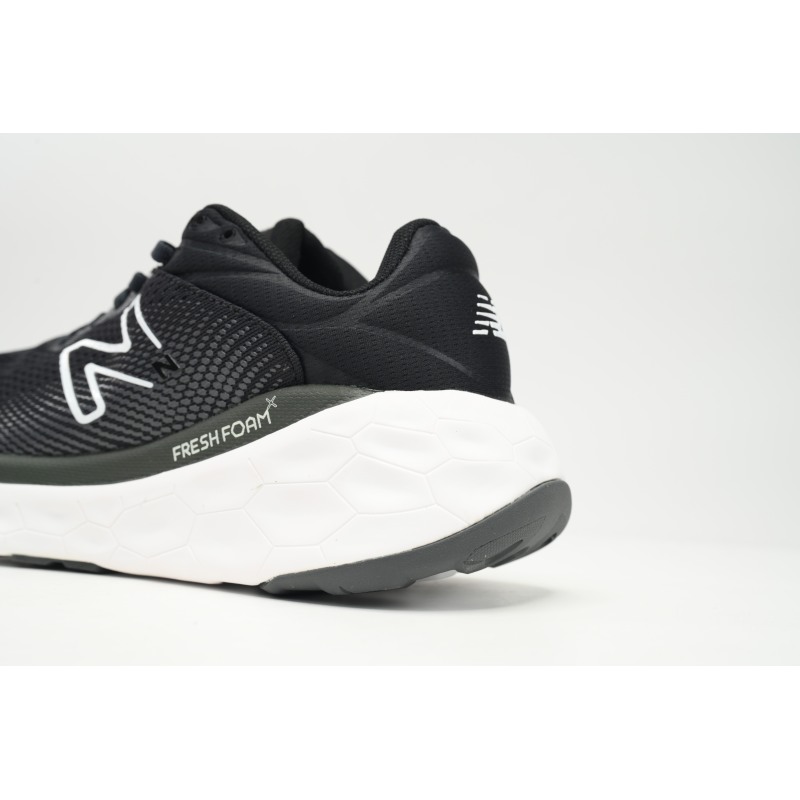  New Balance NB Fresh Foam X840 Black W840FLK