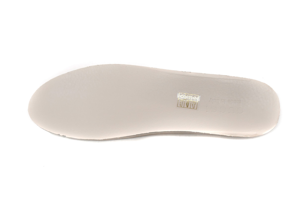  Gucci Screener GG Peach Tail 546551 9Y920 9665