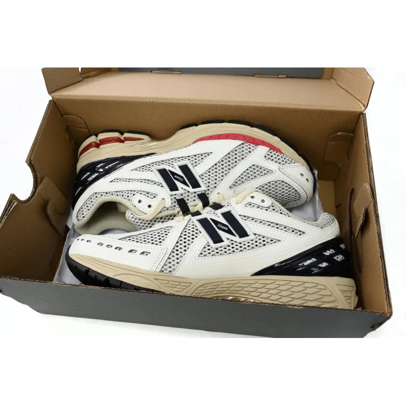 New Balance 1906R Sea Salt Eclipse True Red  M1906RR