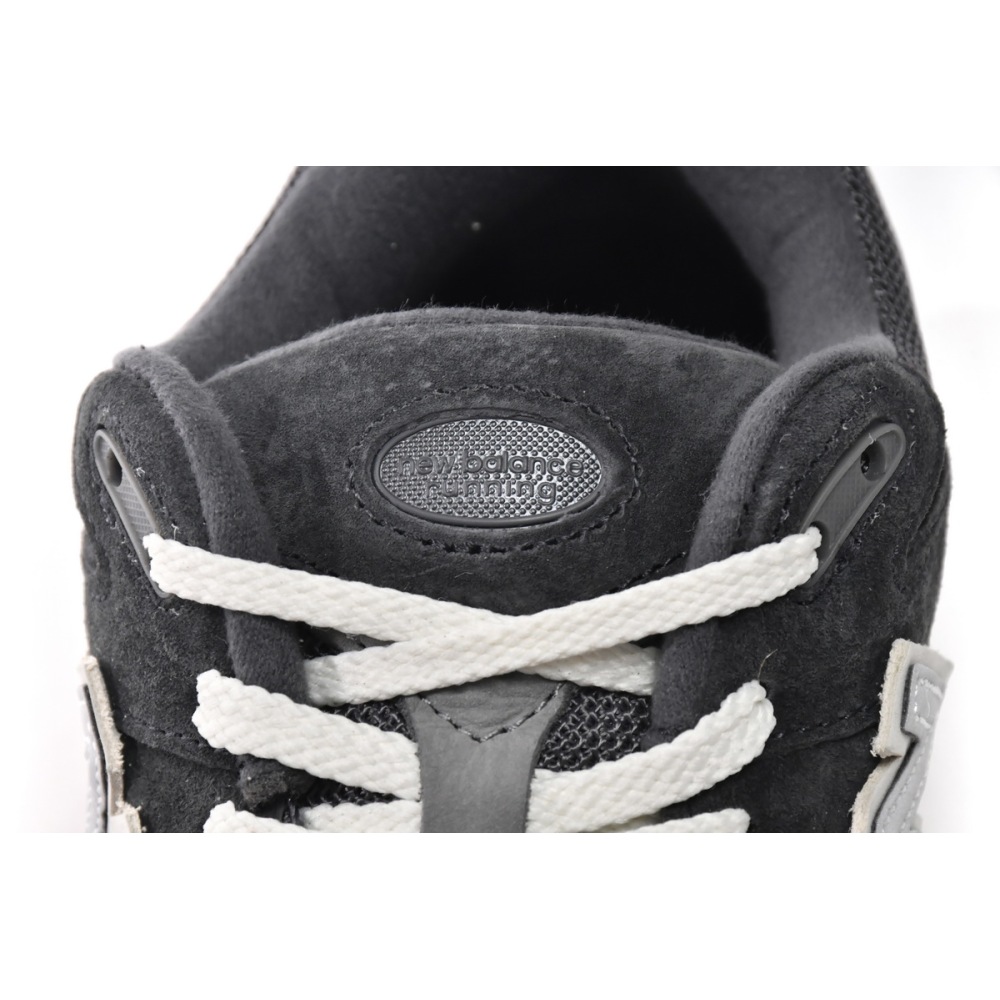 New Balance 2002R Black Dark Grey  M2002RHO