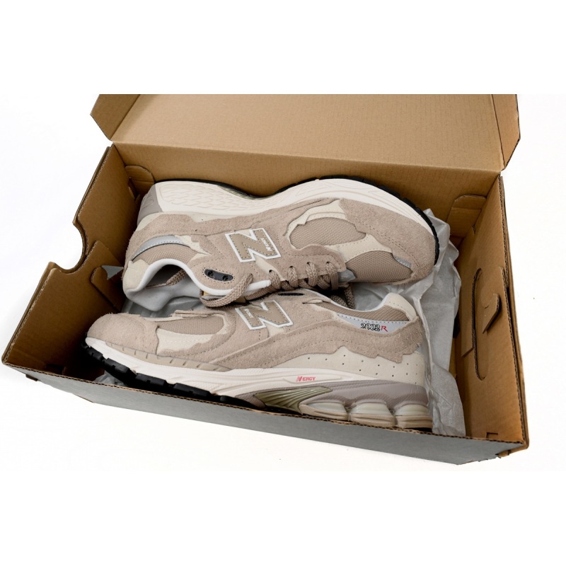 New Balance 2002R Protection Pack Driftwood  M2002RDL