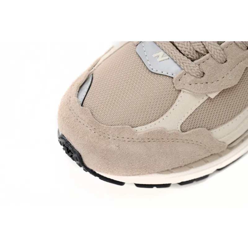 New Balance 2002R Protection Pack Driftwood  M2002RDL