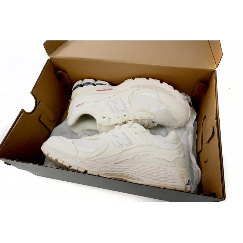 New Balance 2002R Protection Pack Sea Salt  M2002RDC
