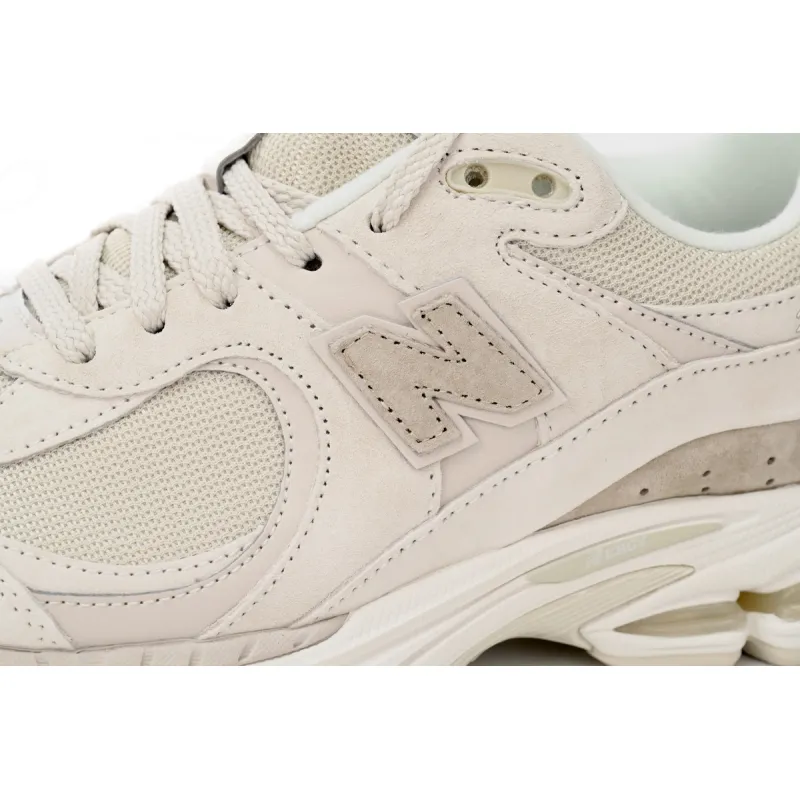 New Balance 2002R Shallow Cream  M2002RJN