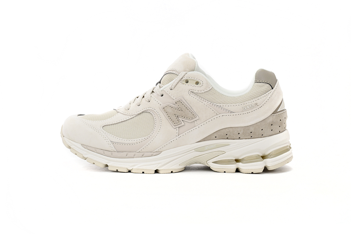 New Balance 2002R Shallow Cream  M2002RJN