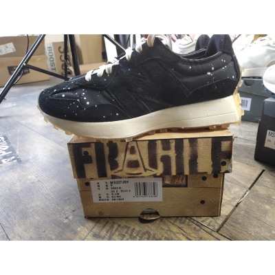 New Balance 327 Black  MS327JSV 02