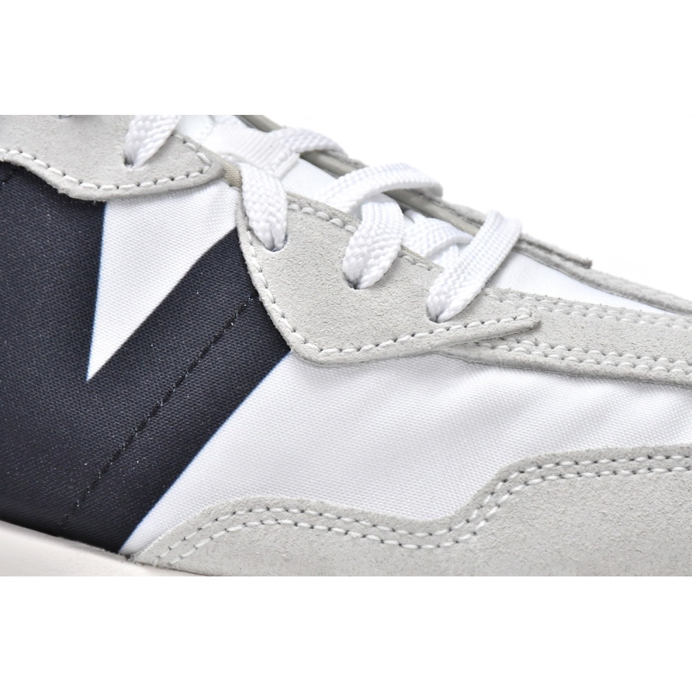 New Balance 327 Sea Salt Black  MS327FE