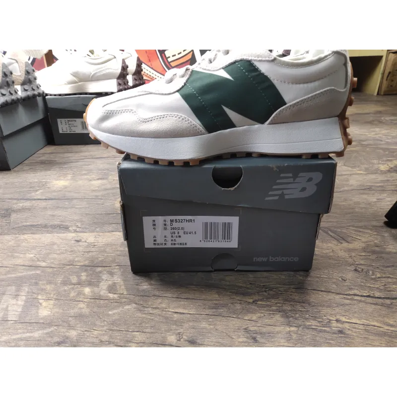 New Balance 327 Timberwolf Nightwatch Green MS327HR1
