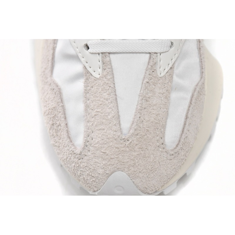 New Balance 327 White Moonbeam (Women's)  WS327SFD
