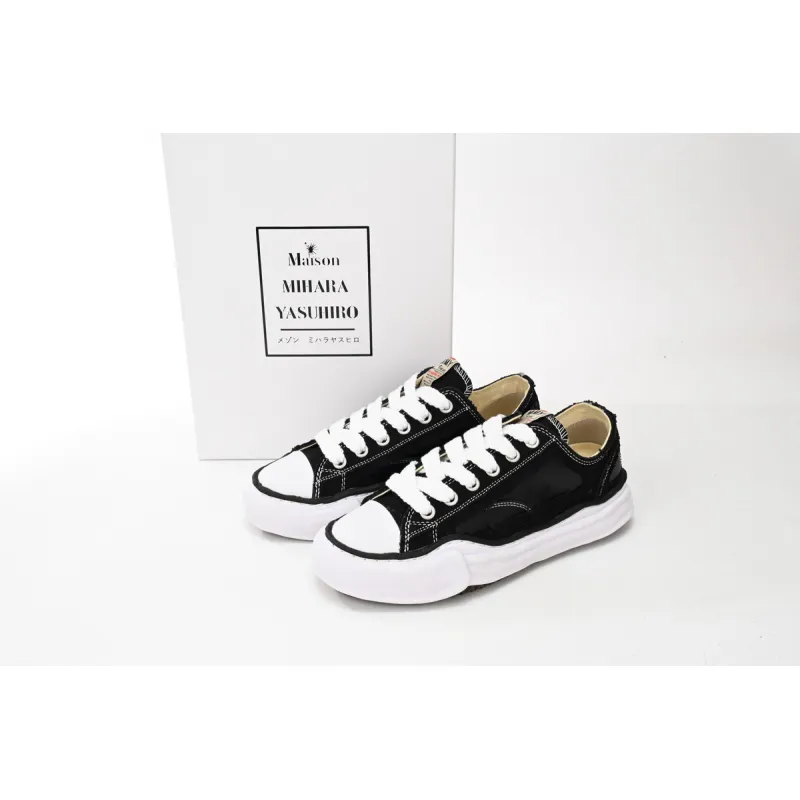  Mihara Yasuhiro White And White And Black Cloth A04FW710