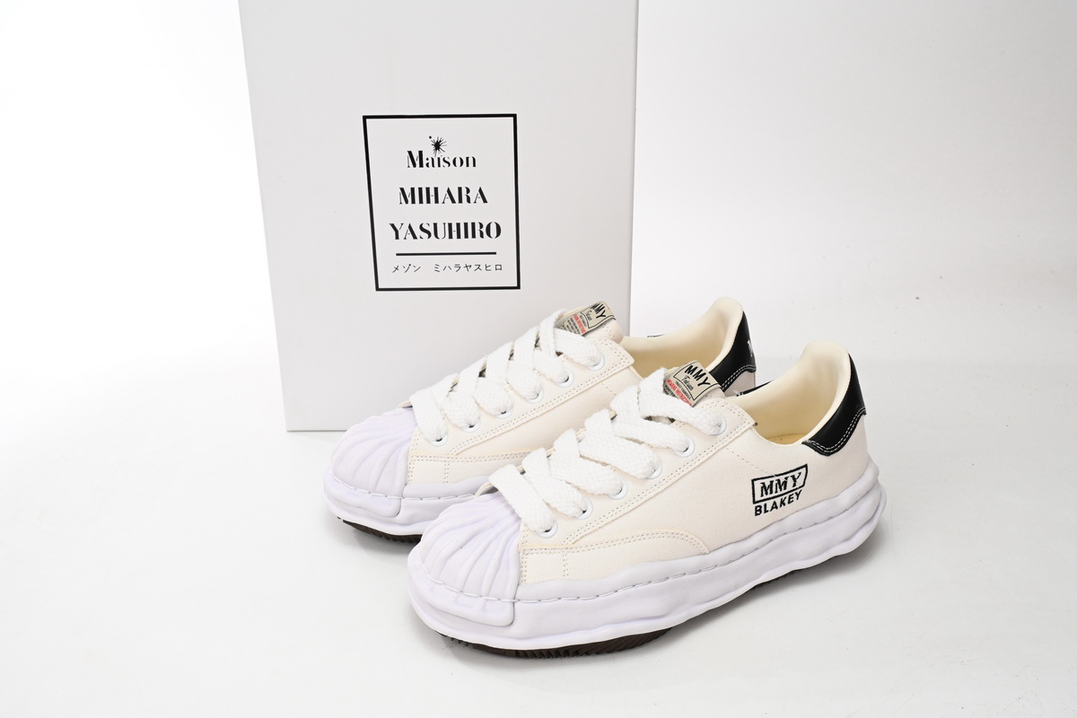 Maison Mihara Yasuhiro Blakey OG Sole Embossed Leather Low White A11FW717-WHT