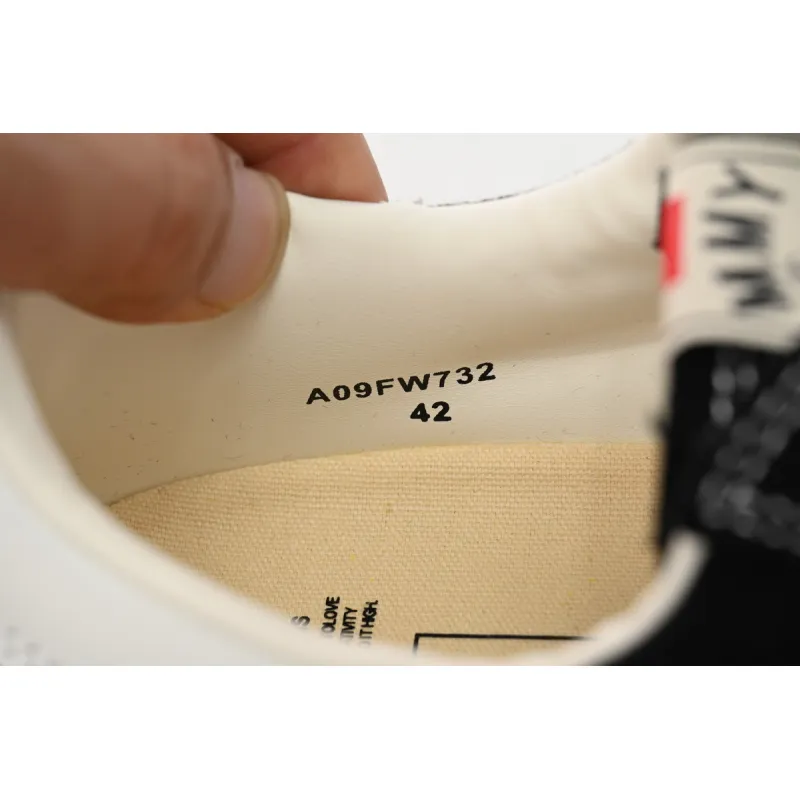 Mihara Yasuhiro Black And White Characters A09FW732