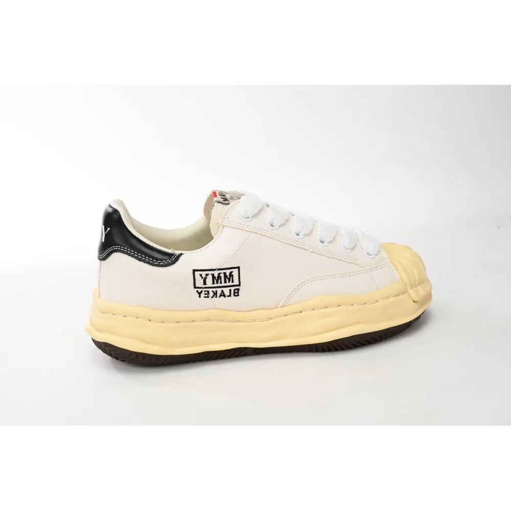 Mihara Yasuhiro White And White Yellow Black Background A09FW732