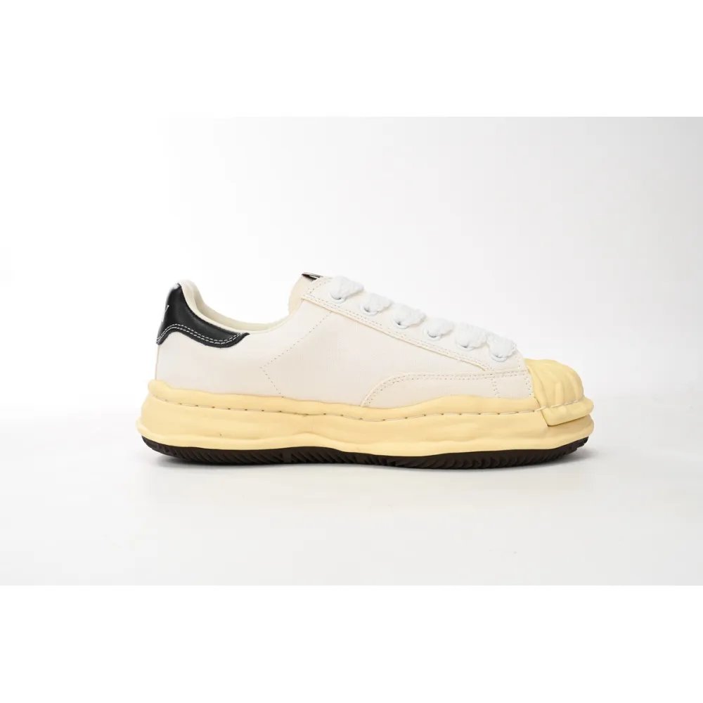 Mihara Yasuhiro White And White Yellow Black Background A09FW732