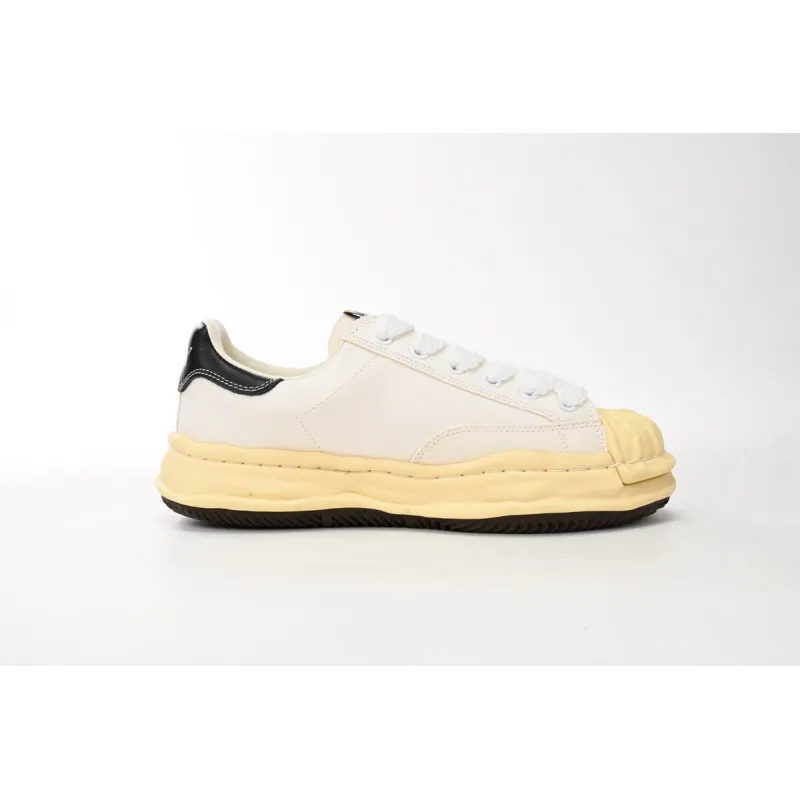 Mihara Yasuhiro White And White Yellow Black Background A09FW732