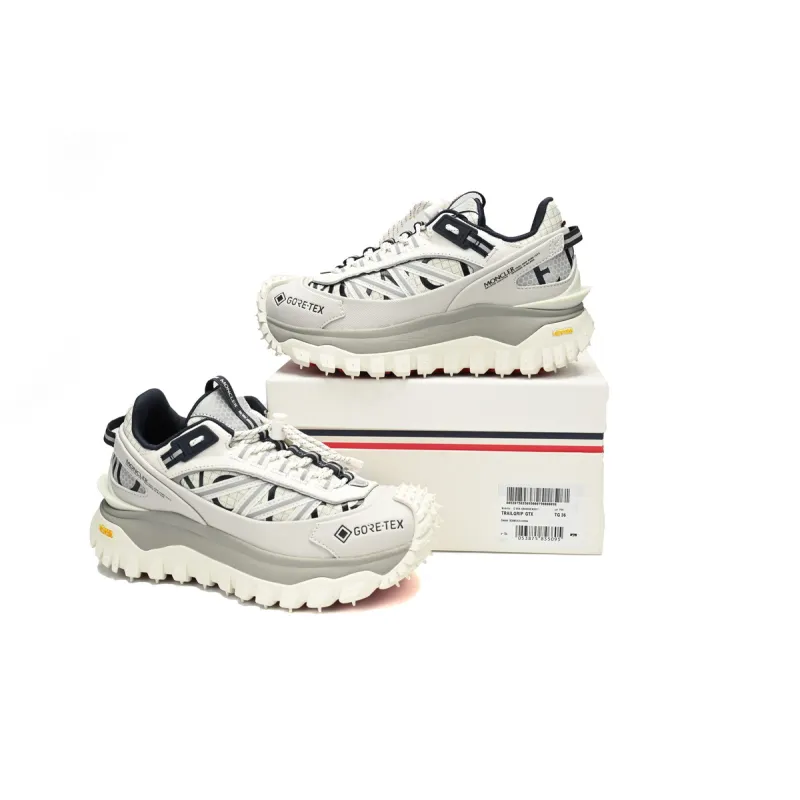 Moncler Black White and Black  I209A 4MDD090 M3311