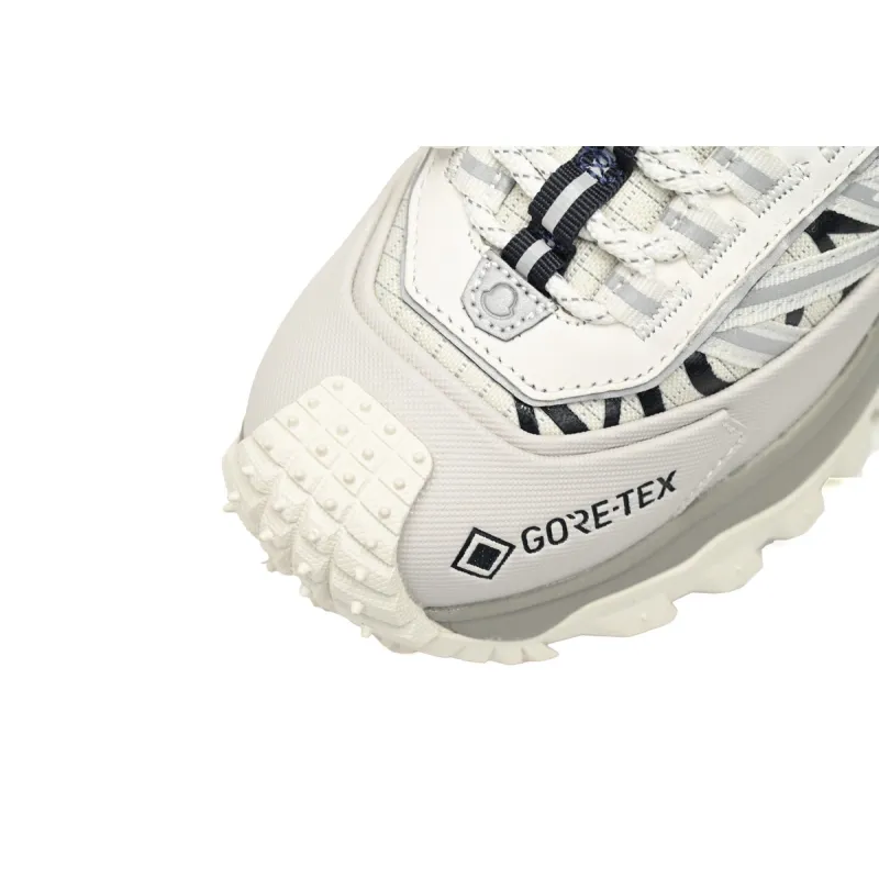 Moncler Black White and Black  I209A 4MDD090 M3311