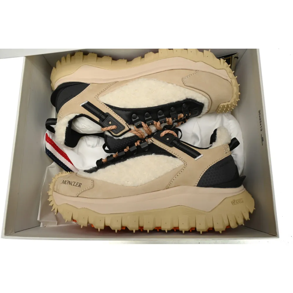 Moncler Trailgrip Fluorescent Black Velvet Khaki  I209B 4M00170 M3312 