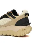 Moncler Trailgrip Fluorescent Black Velvet Khaki  I209B 4M00170 M3312 
