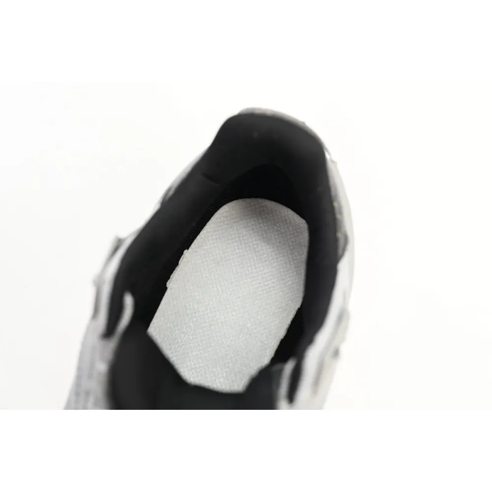 Moncler Trailgrip Gray I109A4M00260M2962900