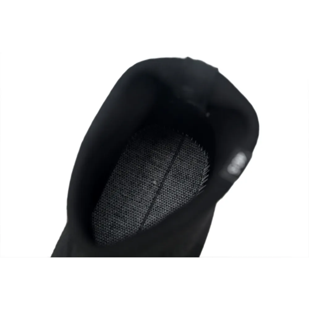 Moncler Trailgrip Leather Black And White  J109A4M 00040 M3809 