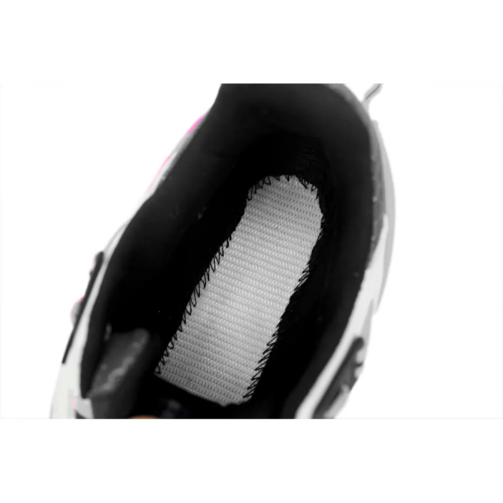 Moncler Trailgrip Leather Black Blue Pink  4M00010 M2670 