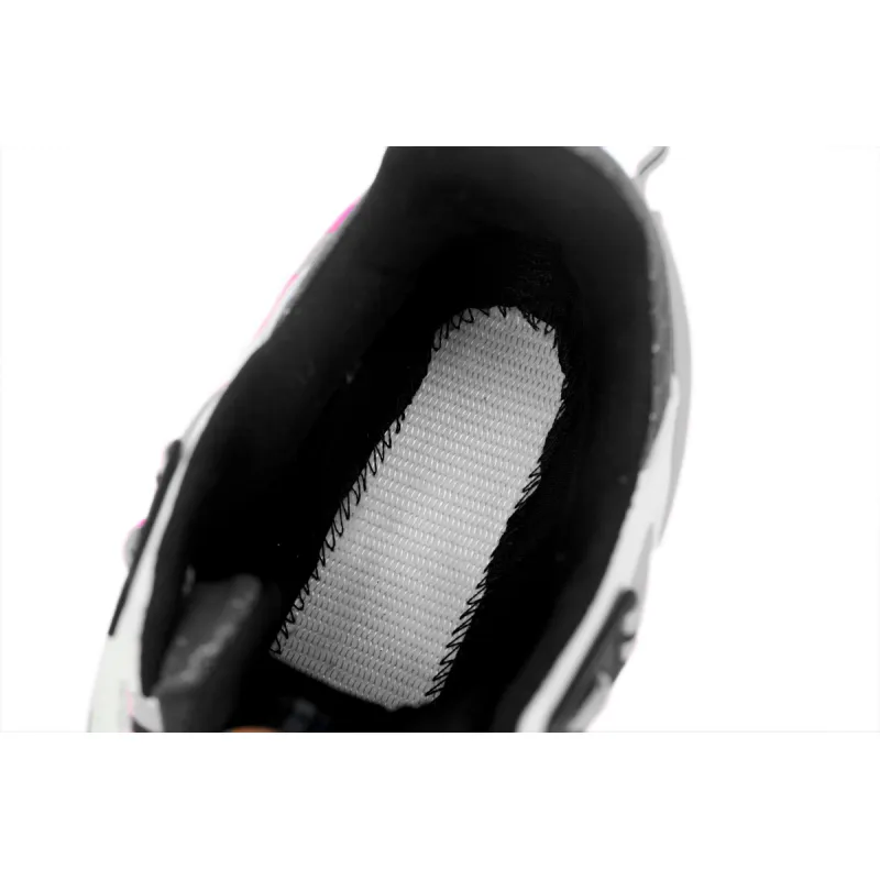 Moncler Trailgrip Leather Black Blue Pink  4M00010 M2670 