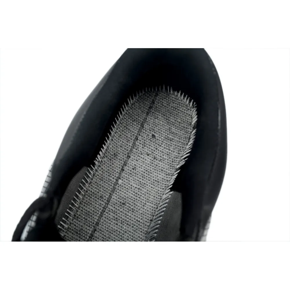 Moncler Trailgrip Lite Black I109A4M00130M2808999